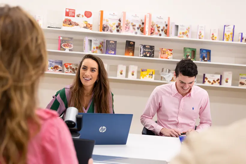 Yor In Poppies Bakeries 13 10 2023 Epsilon Studios Ektor Tsolodimos 44